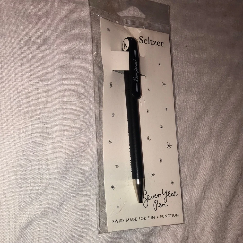 Seltzer Seven Year Pen in Paris Eiffel Tower “Bonjour!”